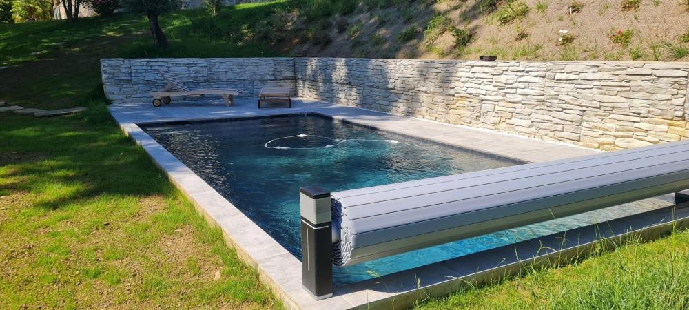 pisciniste près de Uzein 